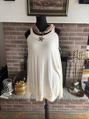 Michael Lauren Cream Ribbed cold shoulder long sleeve top